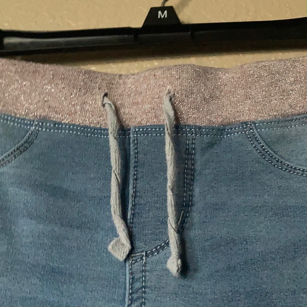 Jeans - Picture 3 of 6